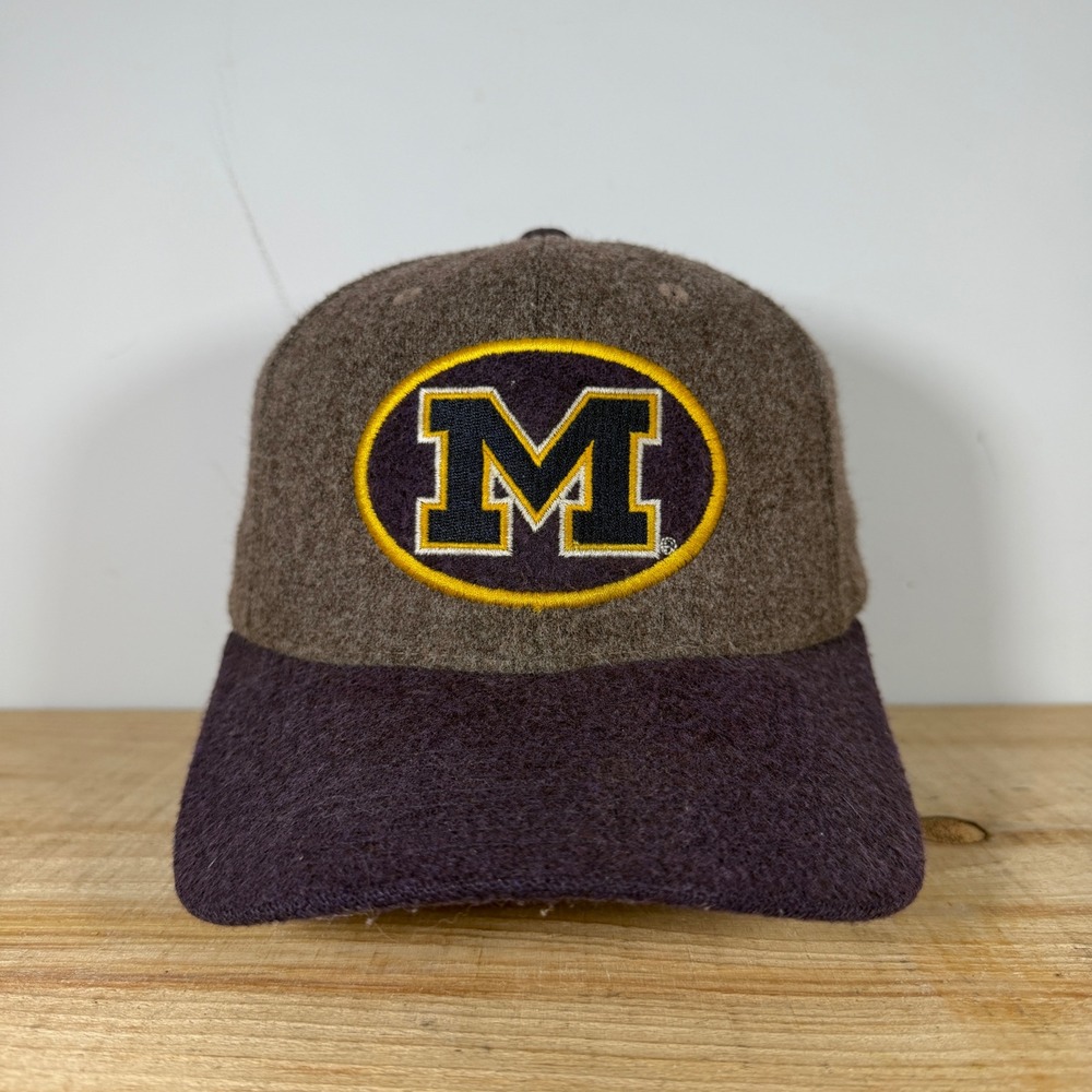 Michigan Wolverines Hat Mens OSFA Gray Strap back Wool Adjustable Cap NCAA